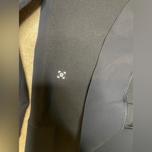lululemon Spacer Workout Hoodie - Picture 4 of 4